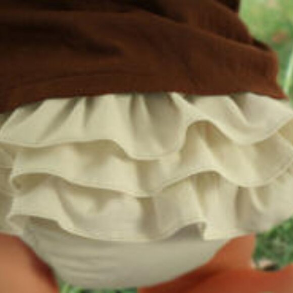 Baby Ruffled Bottom Bloomers - Picture 5 of 16
